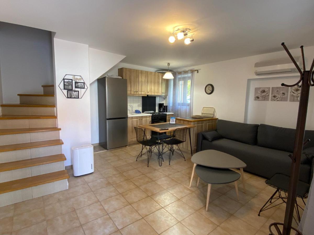 Romantic Maisonette In The Heart Of Pythagoreio Rh Door Exterior foto